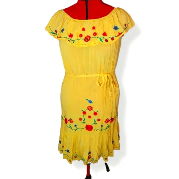 Red Dot Boutique Yellow Campesina type dress 1X - Picture 1 of 5